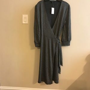 NWT Banana republic gray/black wrap stretch dress